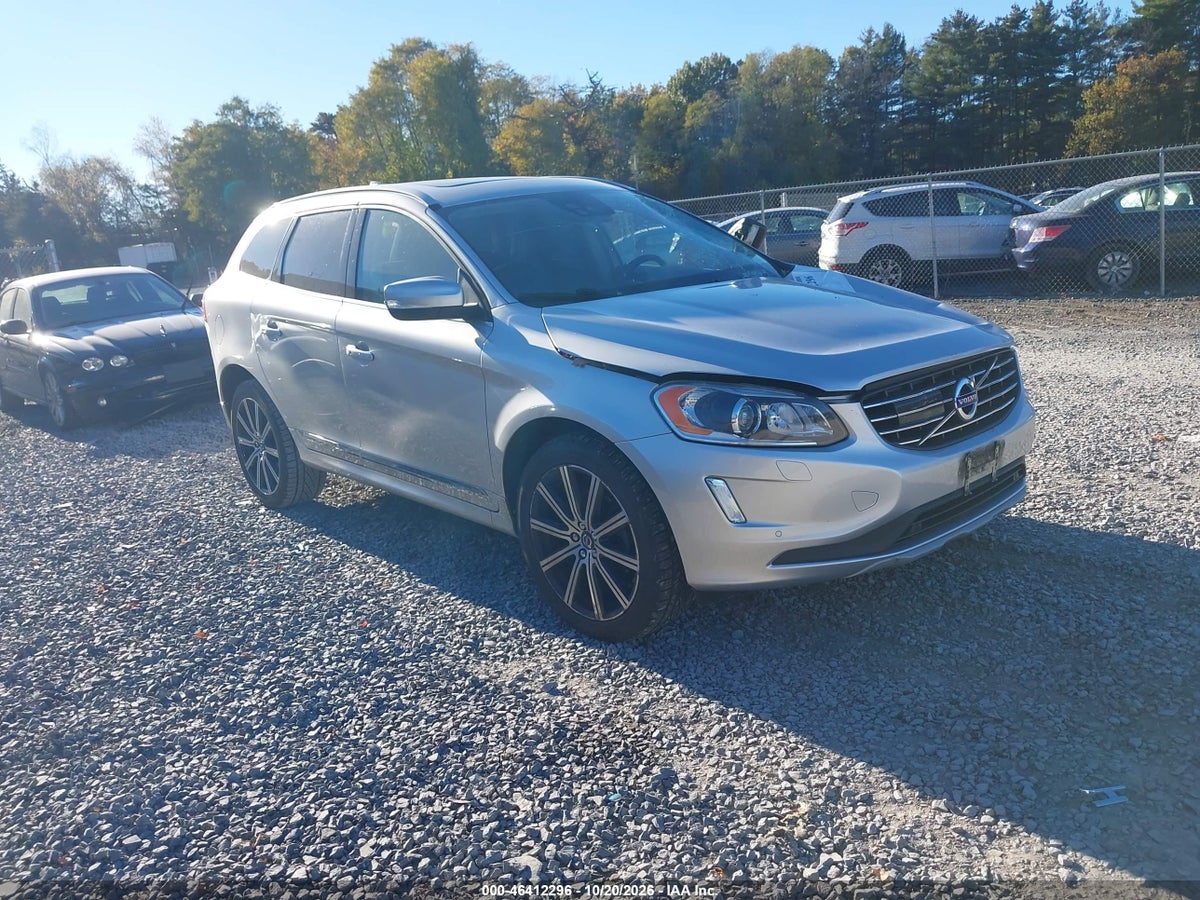 2017 VOLVO XC60 T6 INSCRIPTION