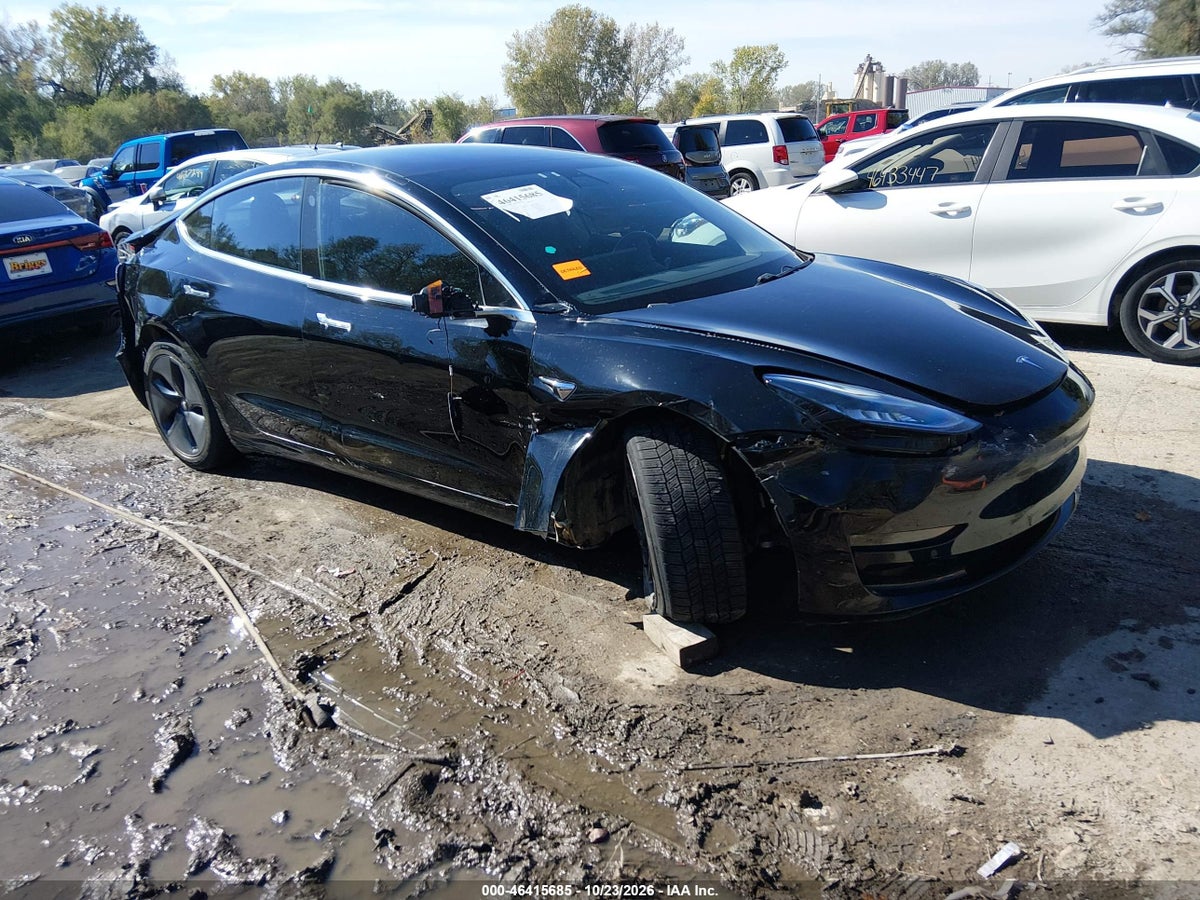 2018 TESLA MODEL 3 LONG RANGE/PERFORMANCE