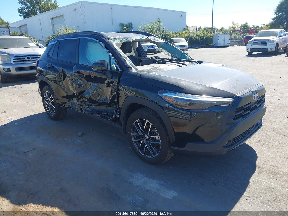 2026 TOYOTA COROLLA CROSS XLE