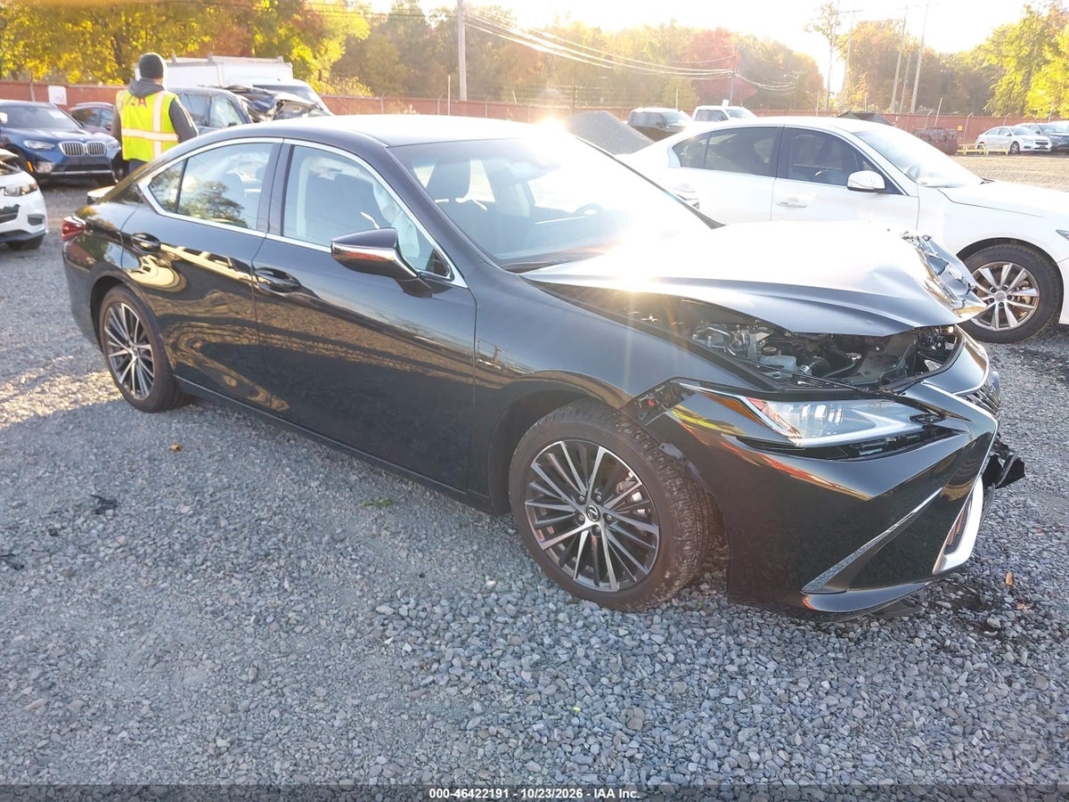 2025 LEXUS ES 300H