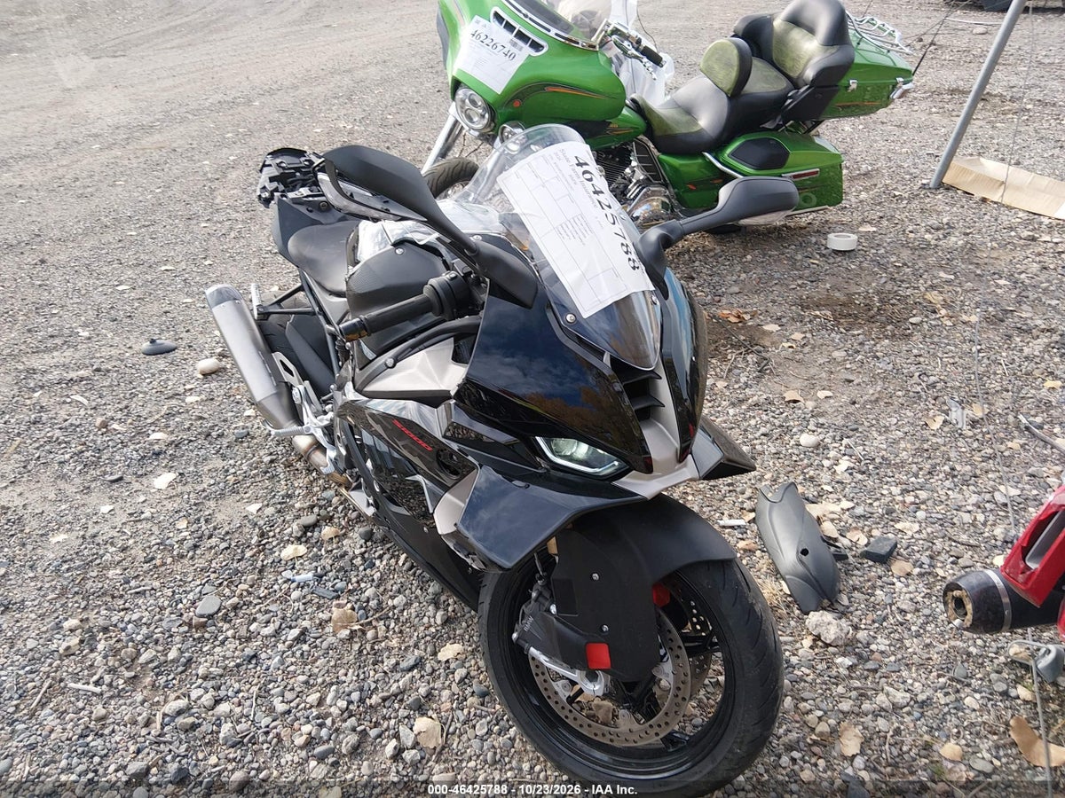 2026 BMW S 1000 RR