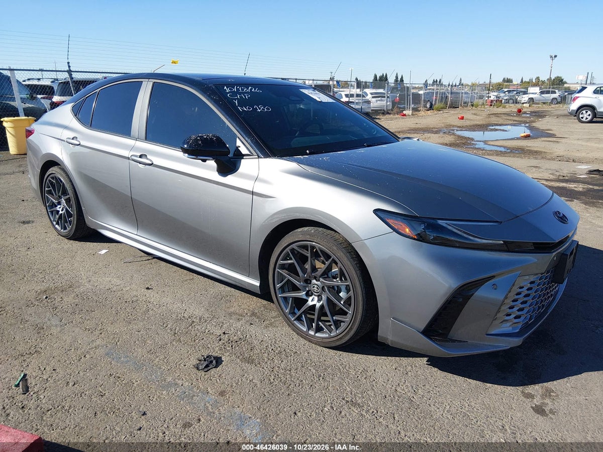 2026 TOYOTA CAMRY XSE