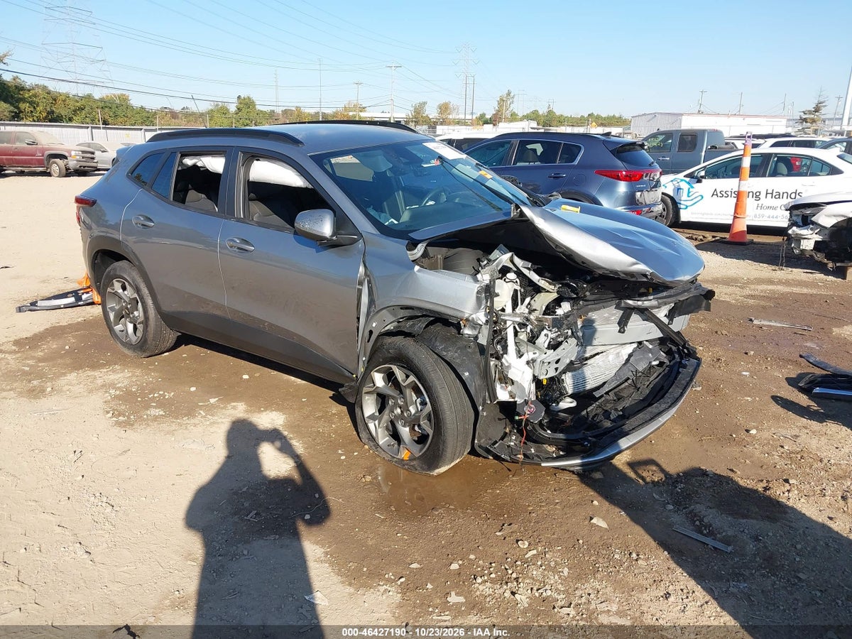 2026 CHEVROLET TRAX FWD LT