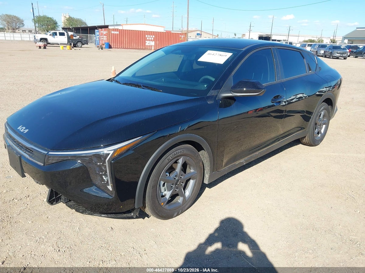 2026 KIA K4 LXS — photo 2