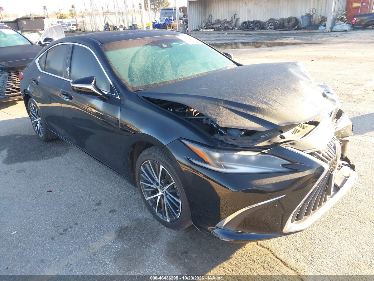 2025 LEXUS ES 300H