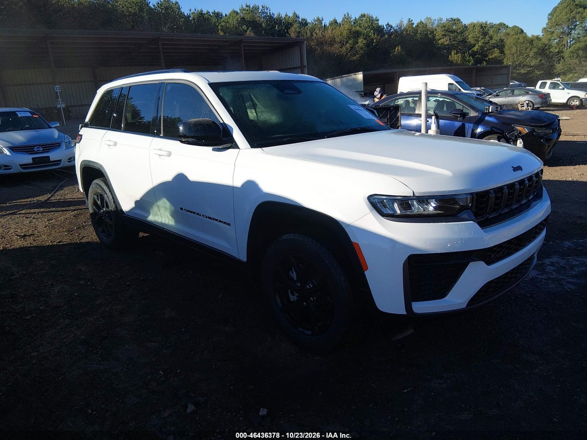 2026 JEEP GRAND CHEROKEE ALTITUDE 4X2