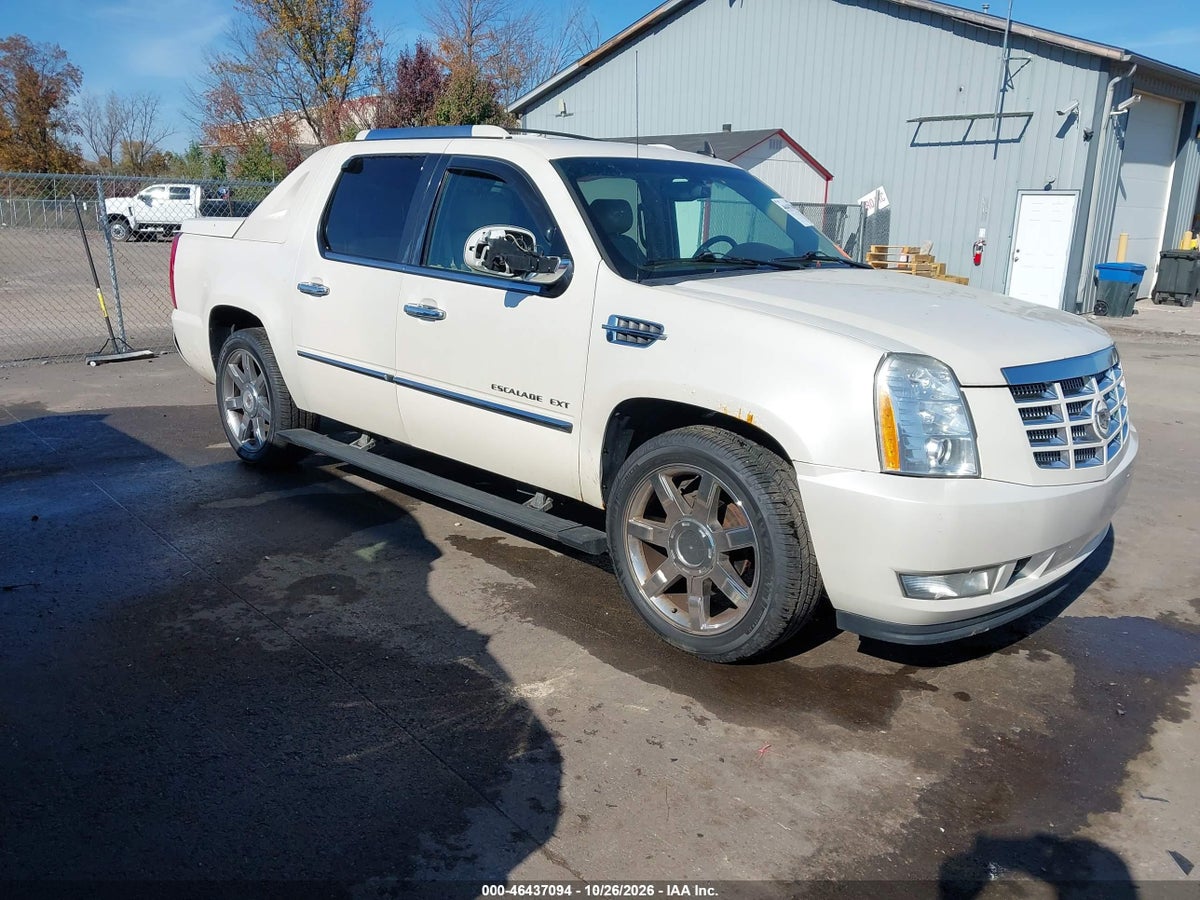 2010 CADILLAC ESCALADE EXT PREMIUM