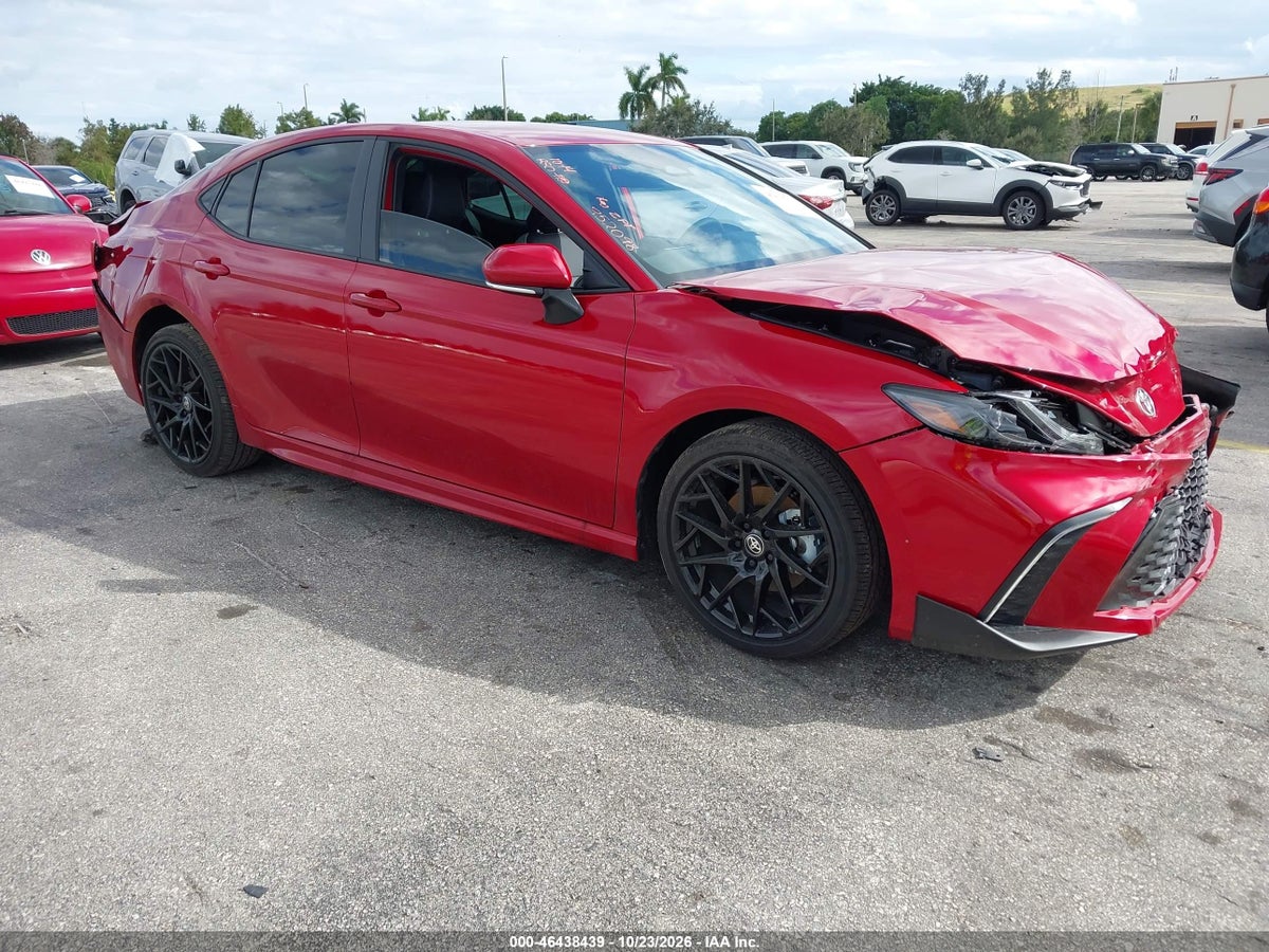 2026 TOYOTA CAMRY SE