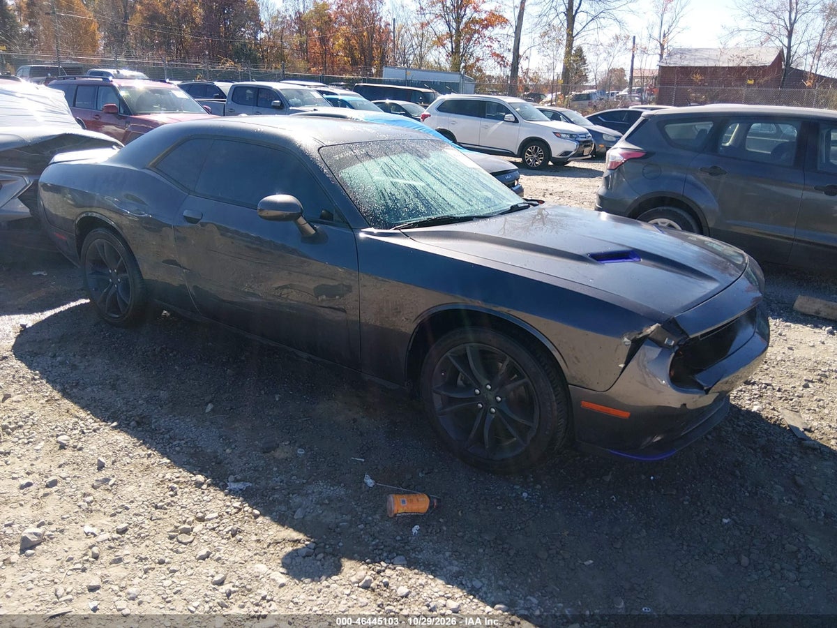 2016 DODGE CHALLENGER SXT
