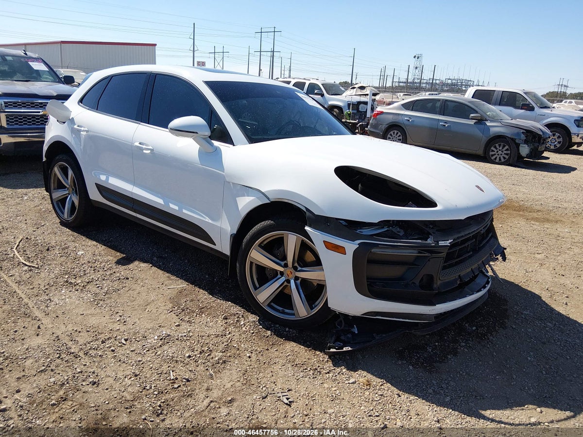 2024 PORSCHE MACAN T