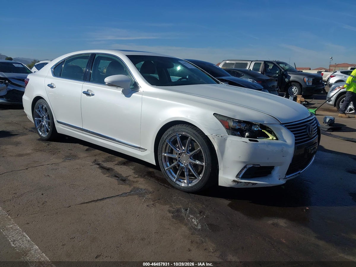 2013 LEXUS LS 460