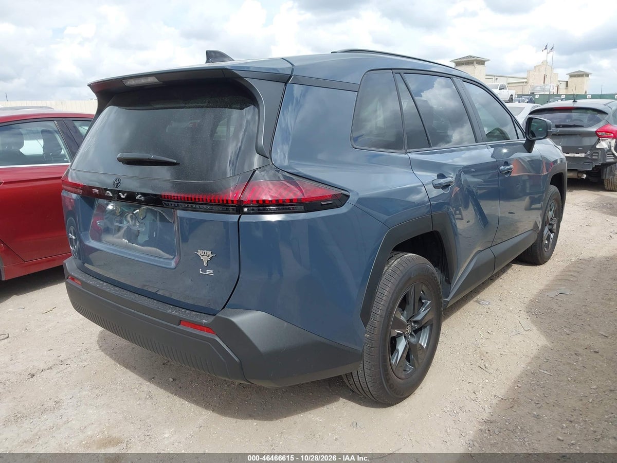 2026 TOYOTA RAV4 LE — снимка 4