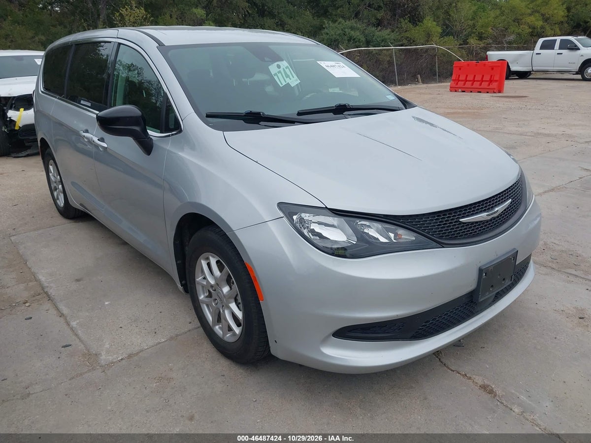 2024 CHRYSLER VOYAGER LX