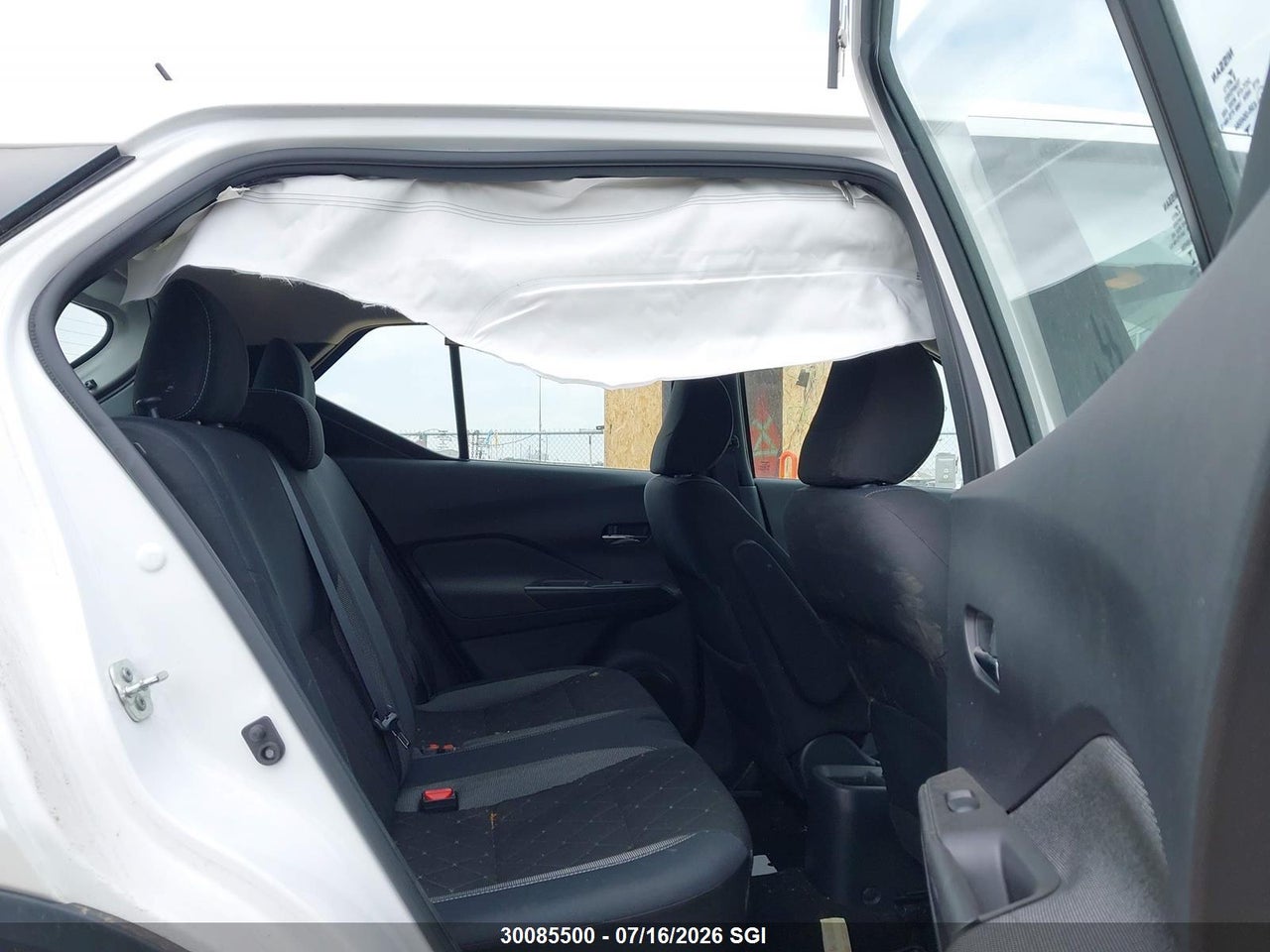2019 NISSAN KICKS S/SR/SV thumbnail 9