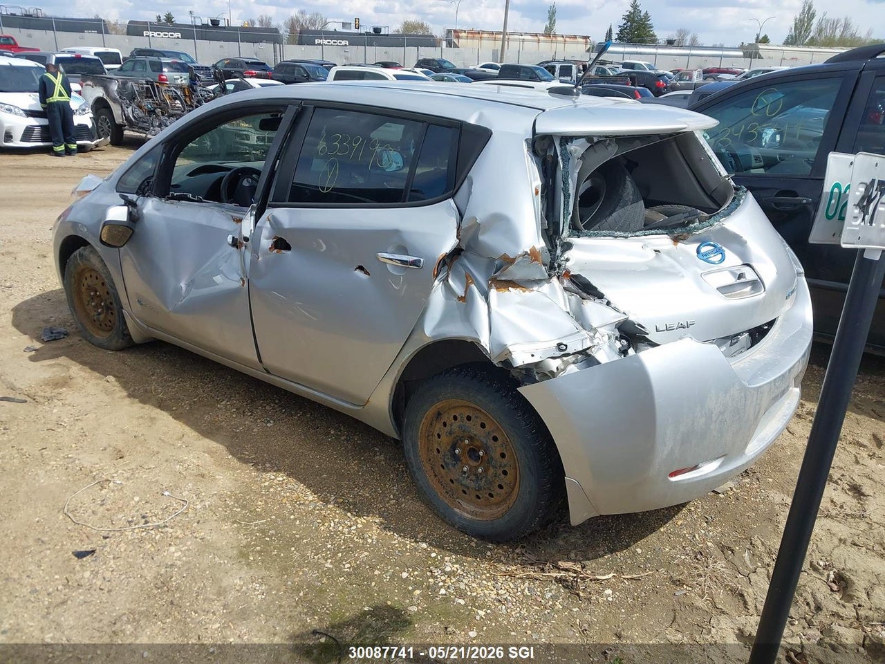 2013 NISSAN LEAF S/SV/SL thumbnail 4