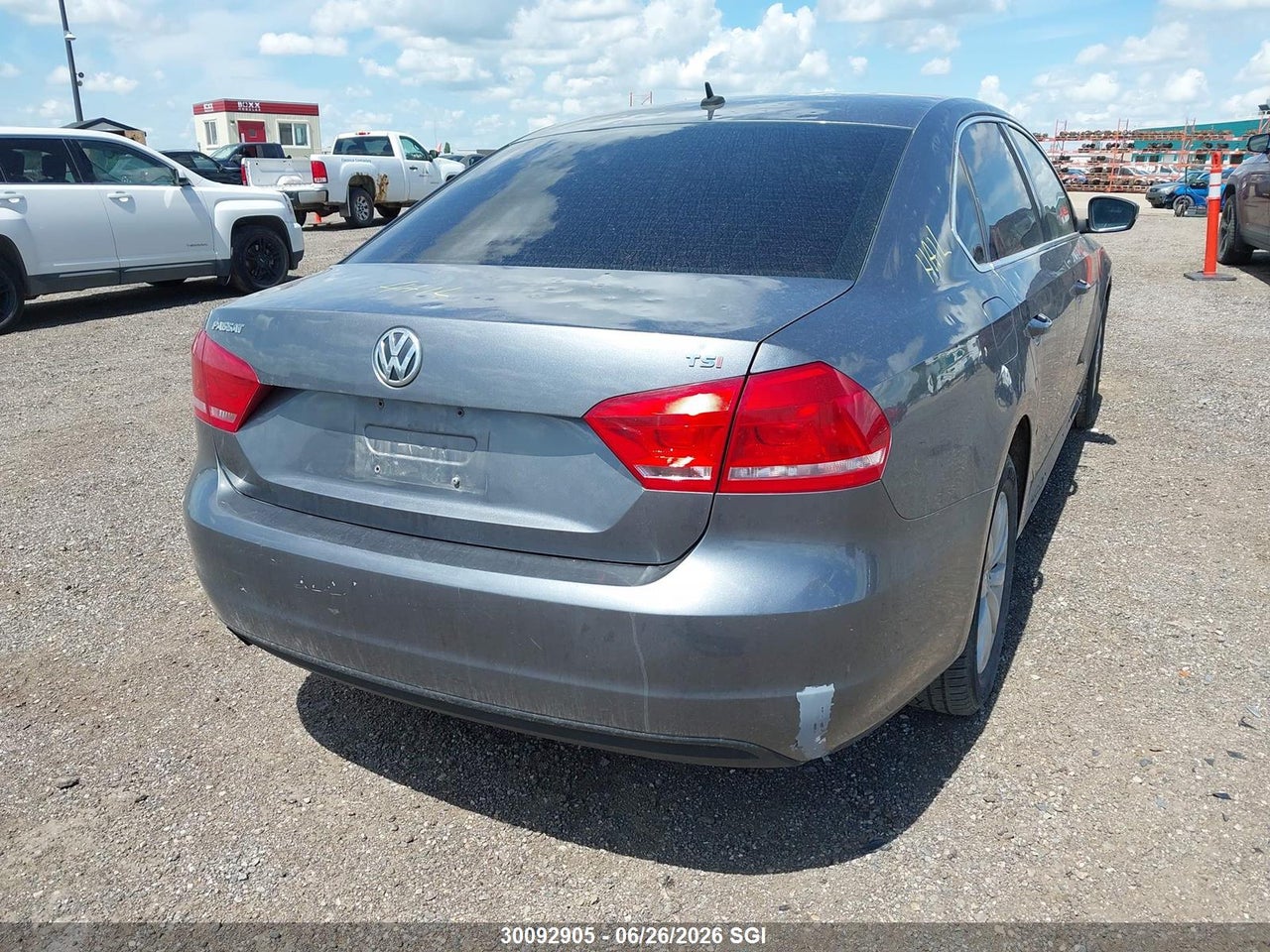1VWAS7A35EC080141 · 2014 VOLKSWAGEN PASSAT S · 4/12
