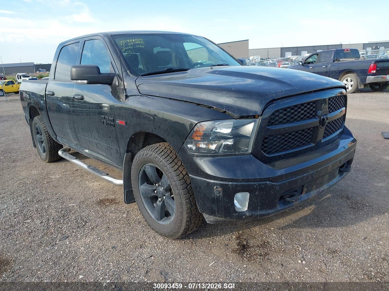 2018 RAM 1500 SLT thumbnail 2