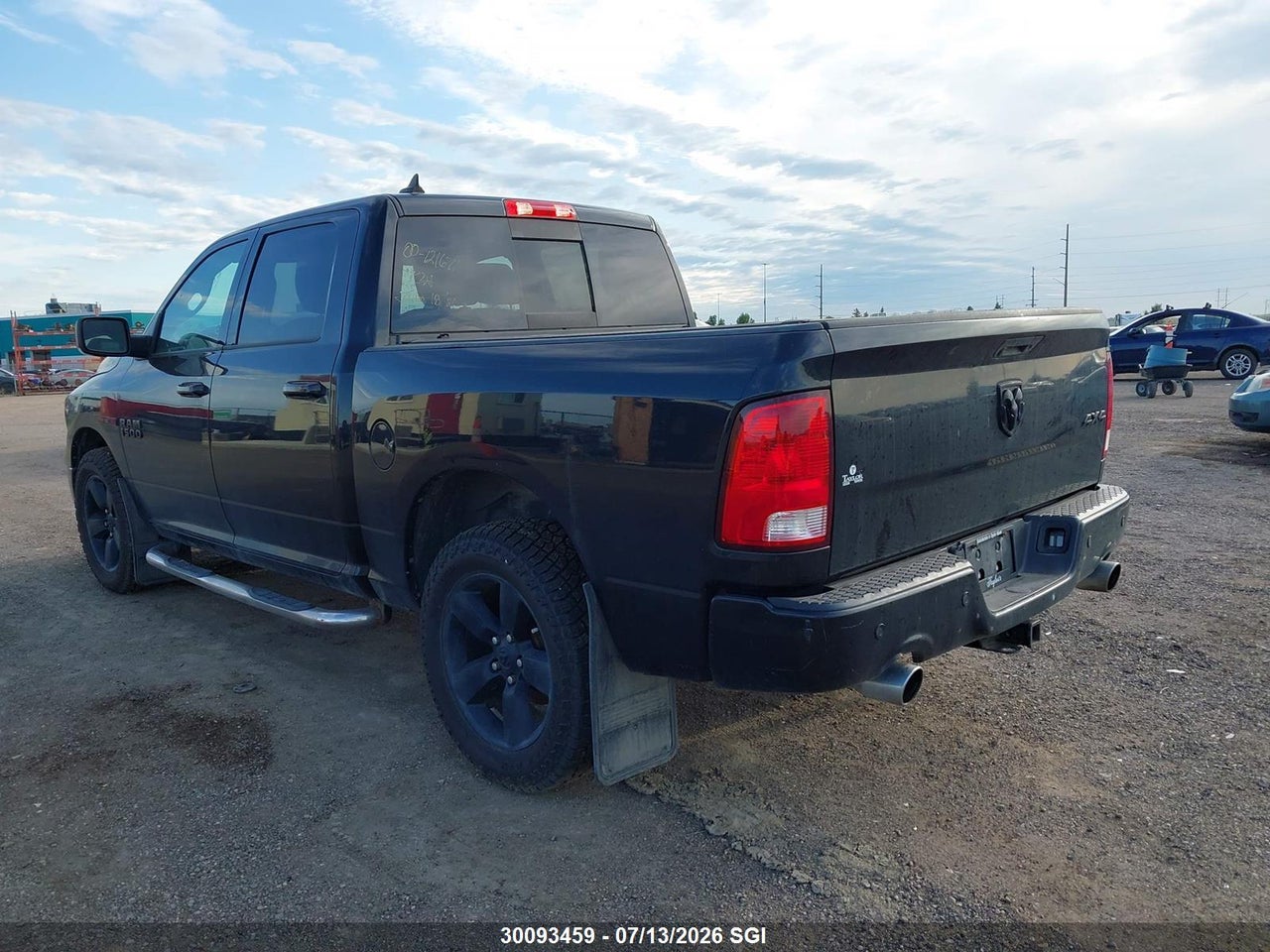 2018 RAM 1500 SLT thumbnail 4