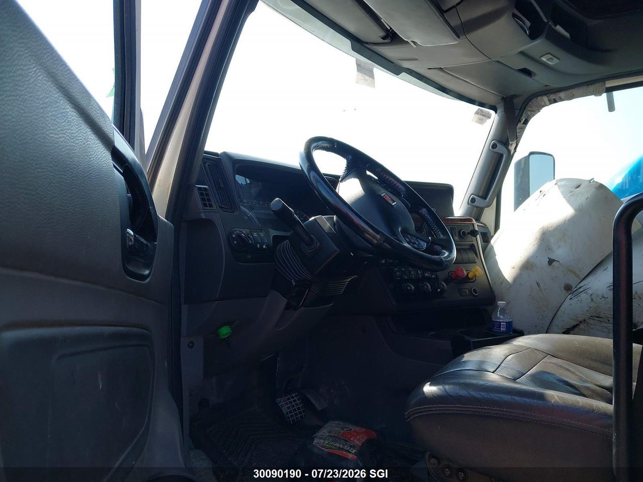 2022 INTERNATIONAL LT625 thumbnail 9