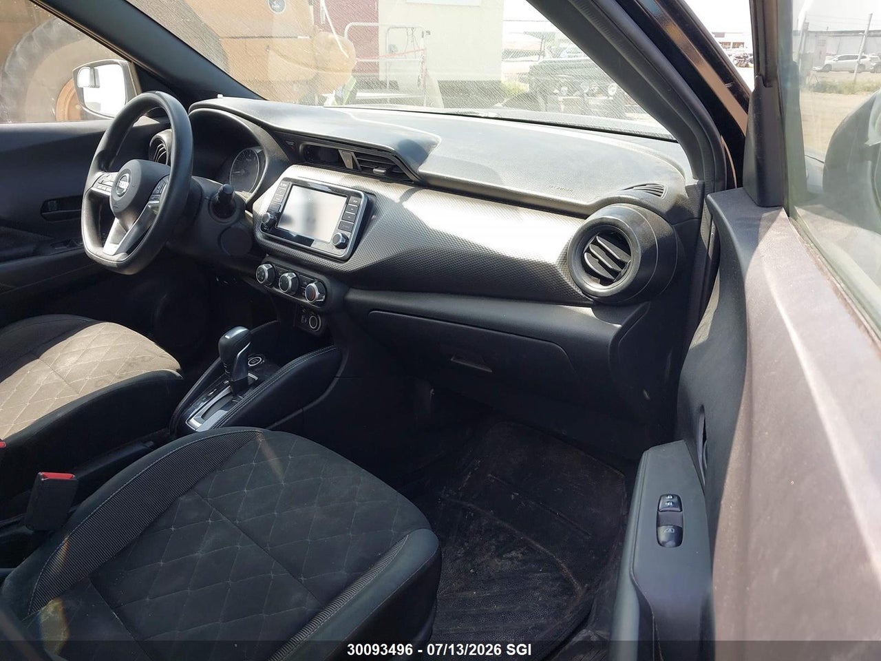 2019 NISSAN KICKS thumbnail 6