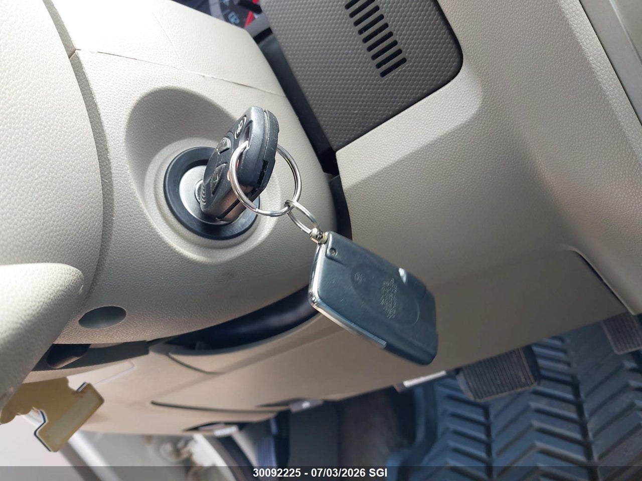 2010 FORD ESCAPE XLT thumbnail 12