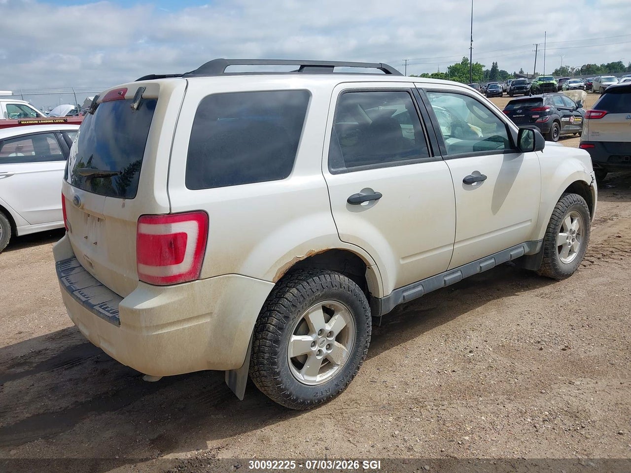 2010 FORD ESCAPE XLT thumbnail 5