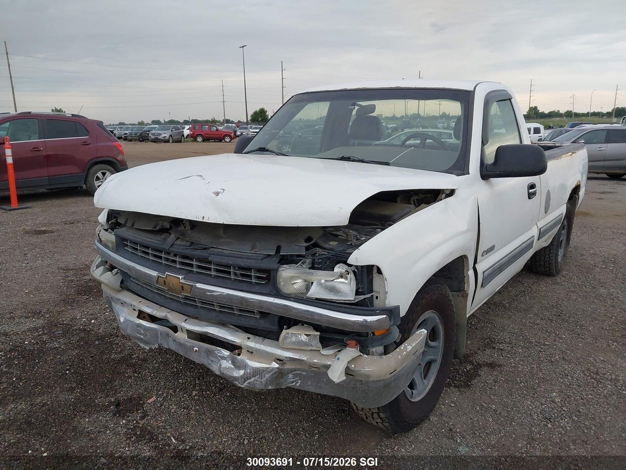 2002 CHEVROLET Silverado C1500 thumbnail 3