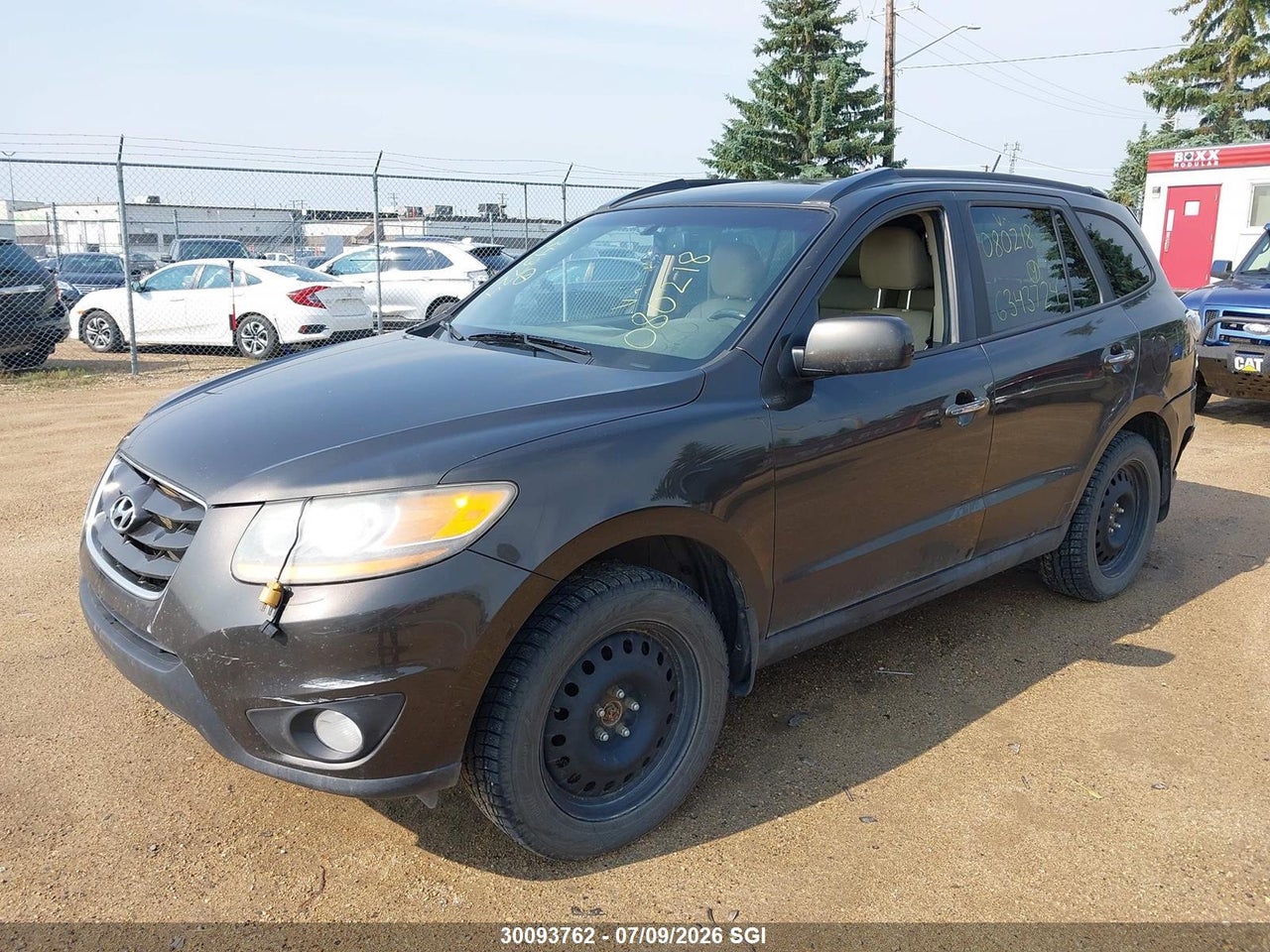 5XYZHDAG7BG080218 · 2011 HYUNDAI SANTA FE SE · 2/12