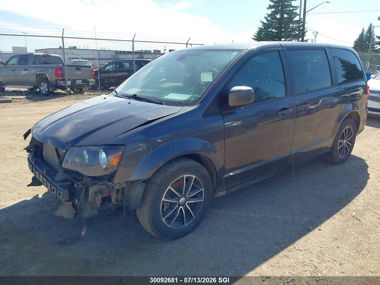 2019 DODGE GRAND CARAVAN GT thumbnail 3