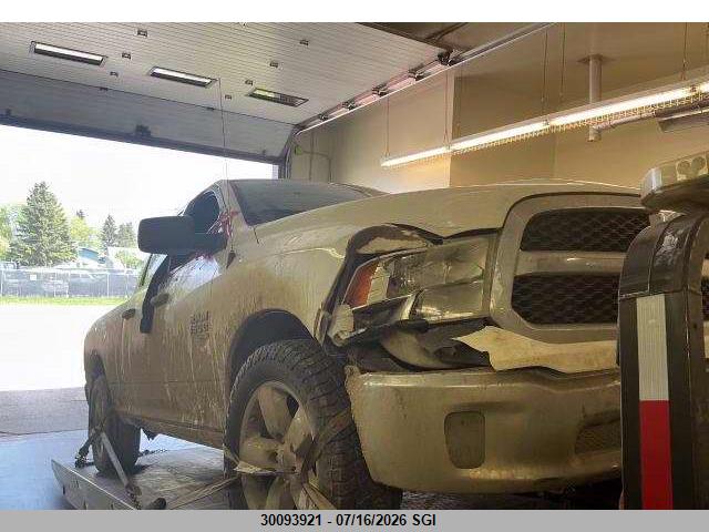 2019 RAM 1500 CLASSIC TRADESMAN thumbnail 2