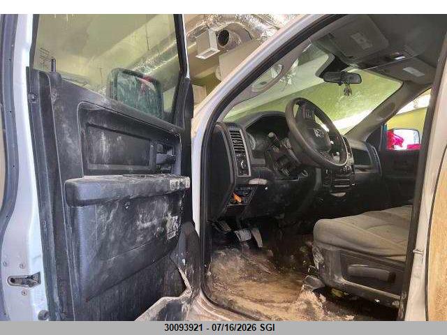 2019 RAM 1500 CLASSIC TRADESMAN thumbnail 8