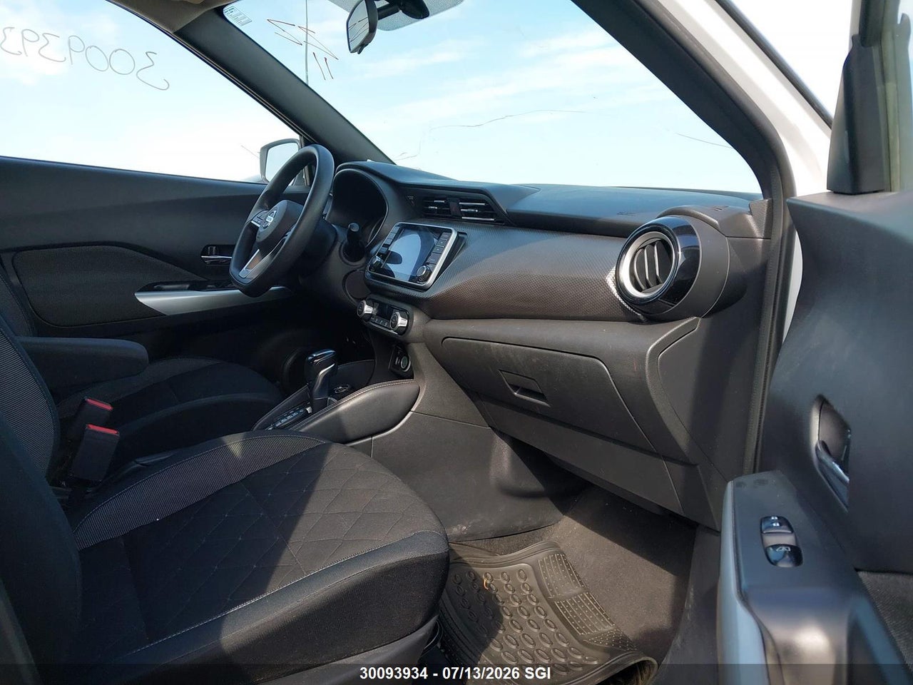 2020 NISSAN KICKS SV thumbnail 6
