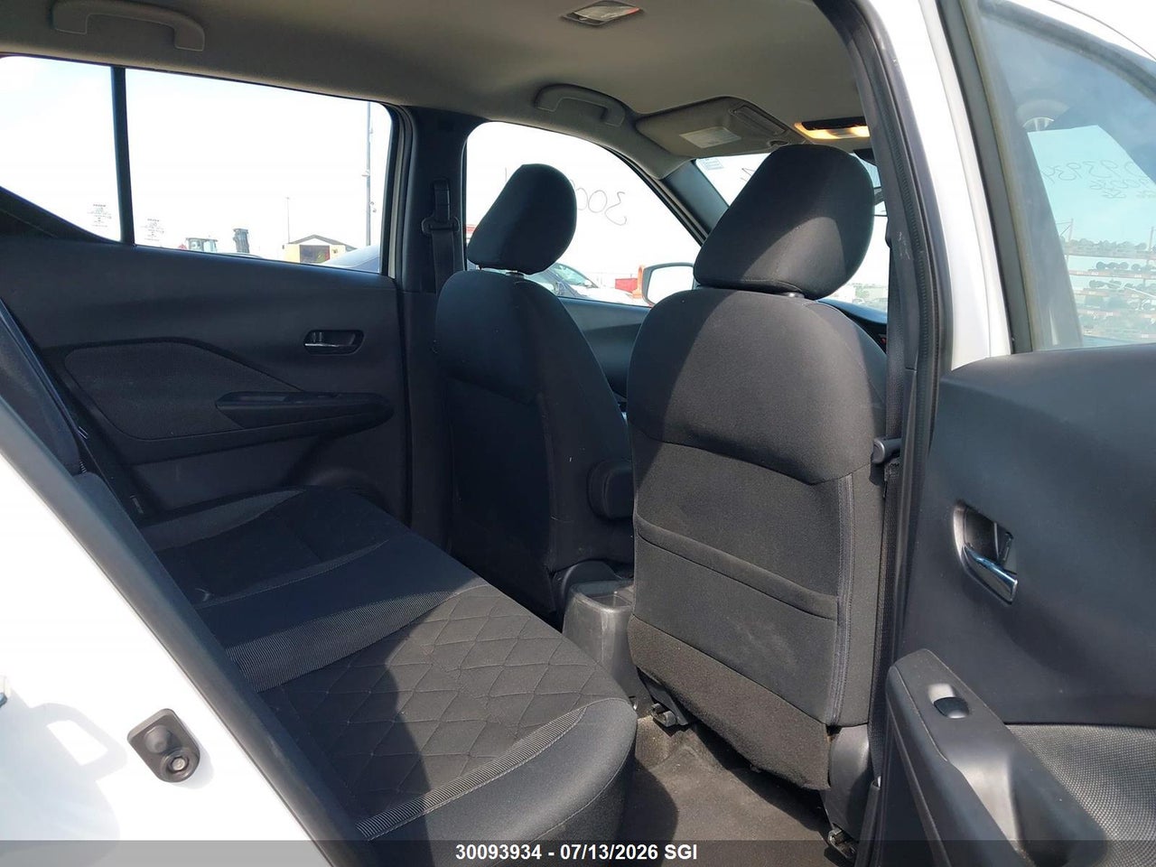 2020 NISSAN KICKS SV thumbnail 9