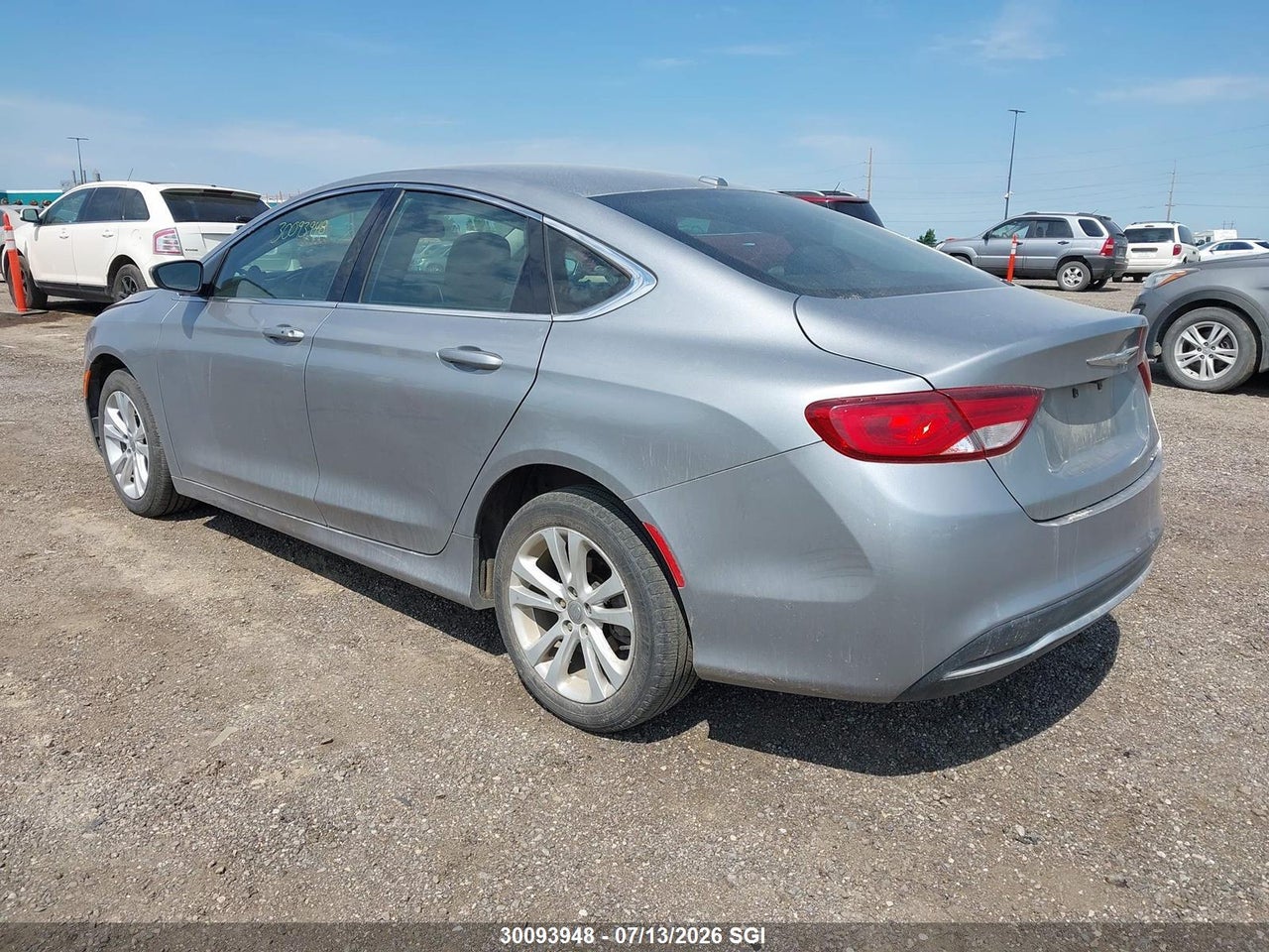 2016 CHRYSLER 200 LIMITED thumbnail 4