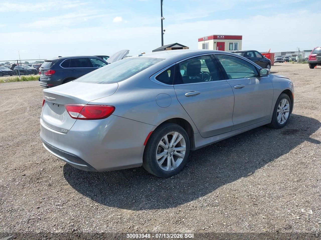 2016 CHRYSLER 200 LIMITED thumbnail 5