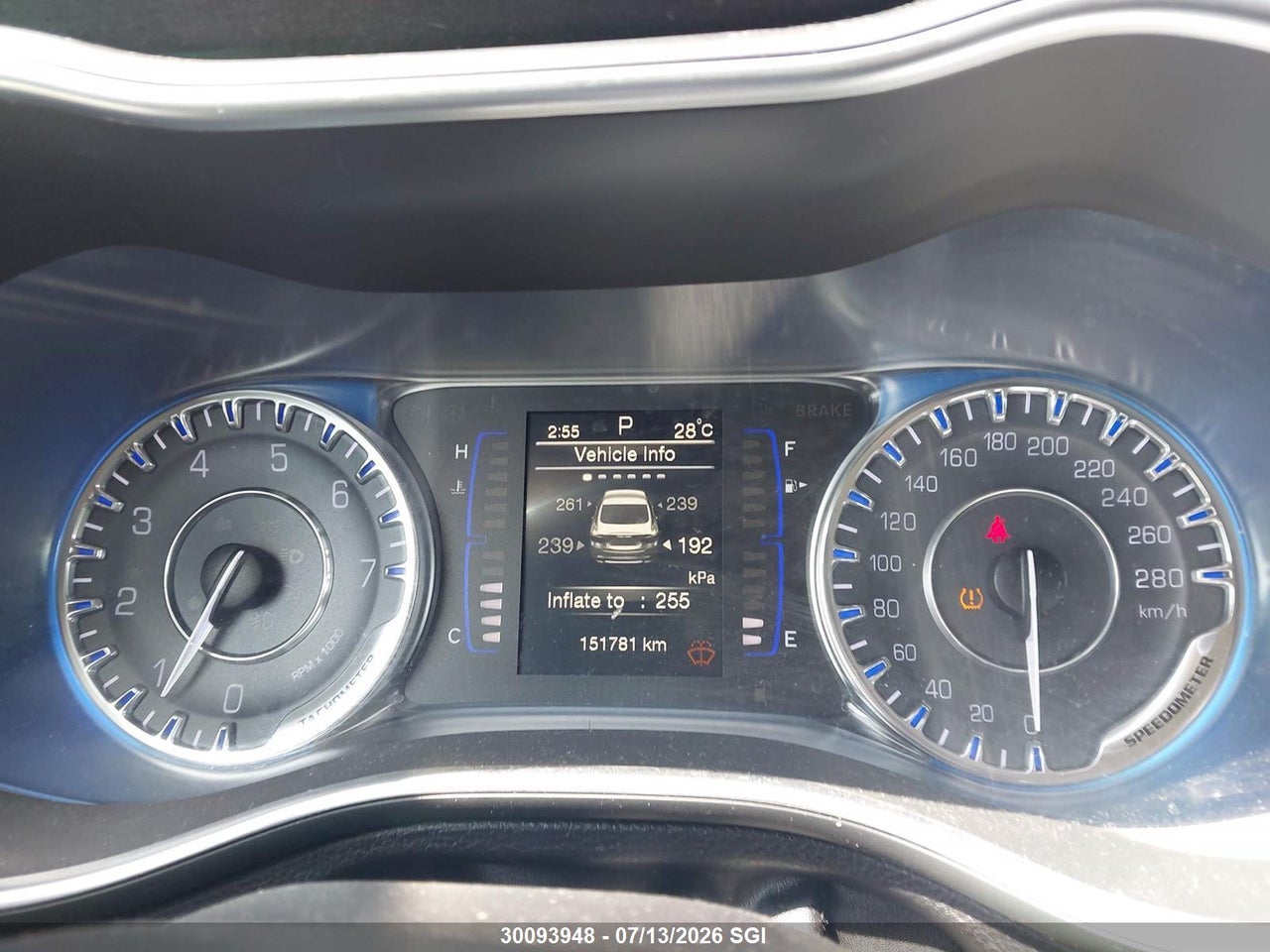 2016 CHRYSLER 200 LIMITED thumbnail 8