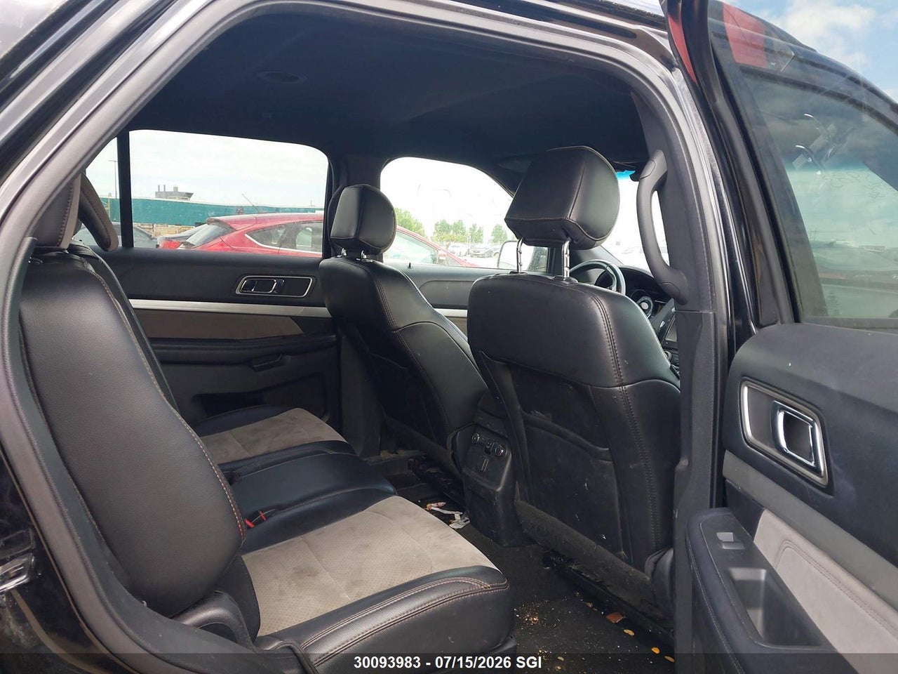 2017 FORD EXPLORER XLT thumbnail 9