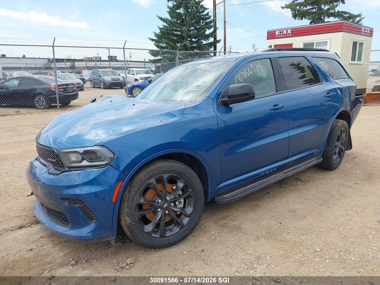 2024 DODGE DURANGO SXT thumbnail 3