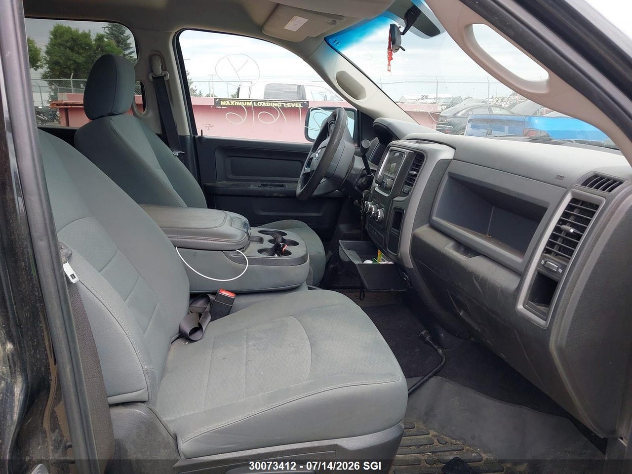 2018 RAM 1500 ST thumbnail 6