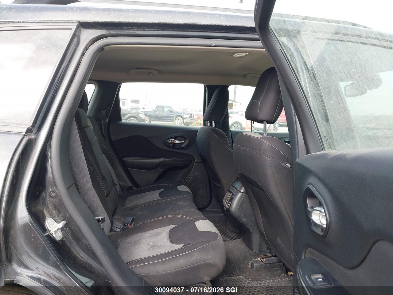 2016 JEEP CHEROKEE SPORT thumbnail 9