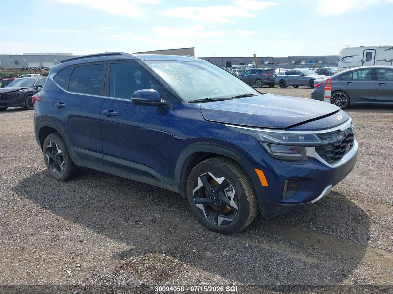 2025 KIA SELTOS EX thumbnail 2