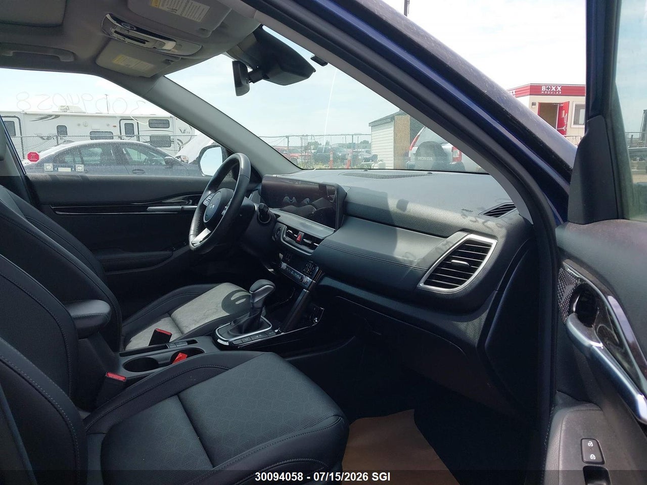 2025 KIA SELTOS EX thumbnail 6