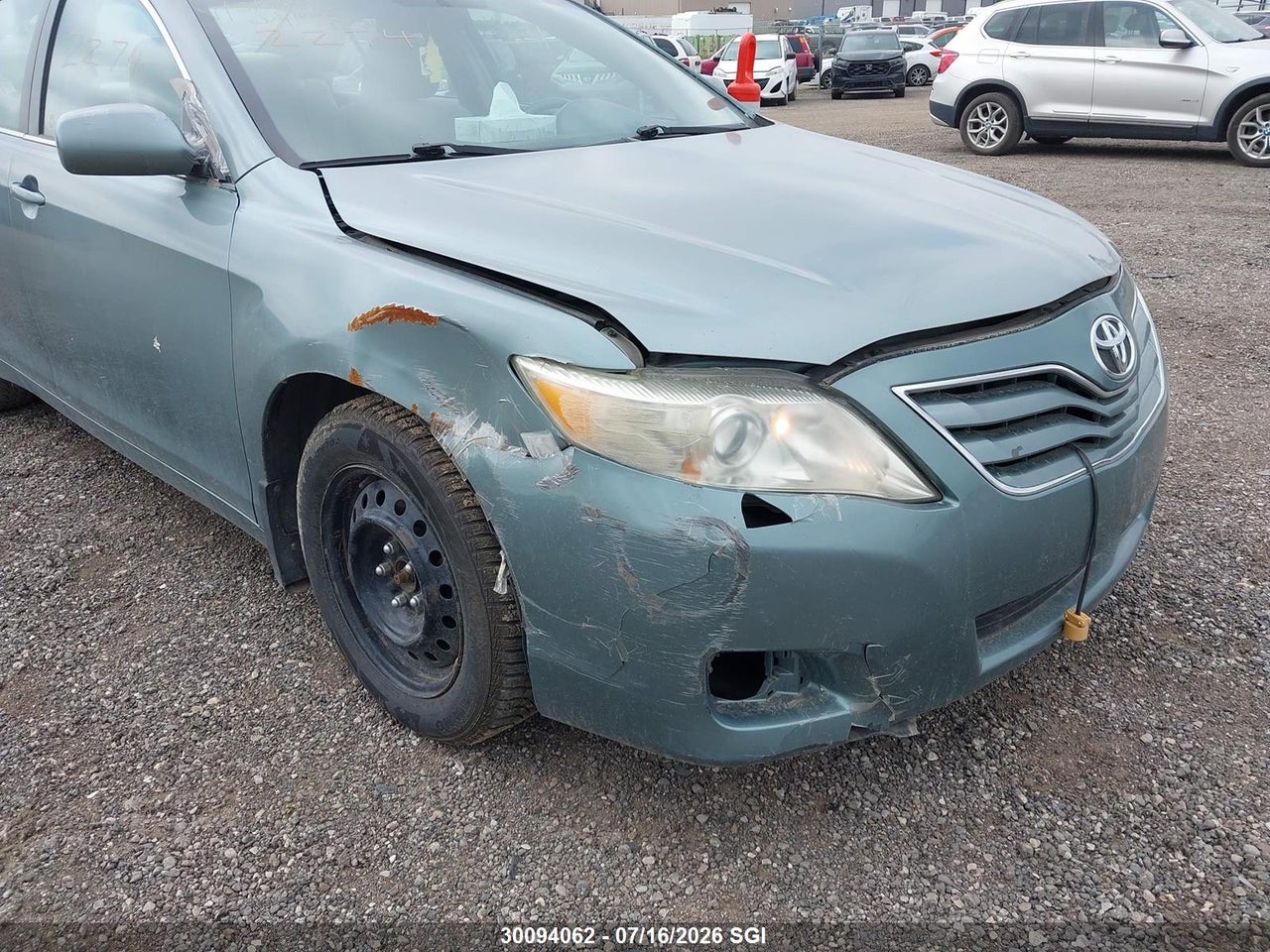 2010 TOYOTA CAMRY SE/LE/XLE thumbnail 7