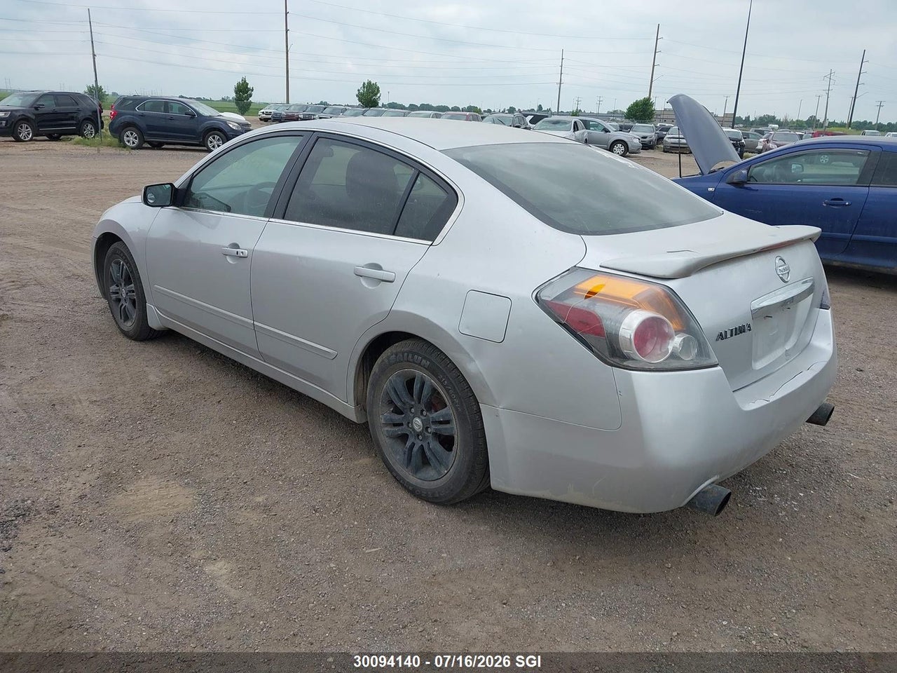 2011 NISSAN Altima S thumbnail 4