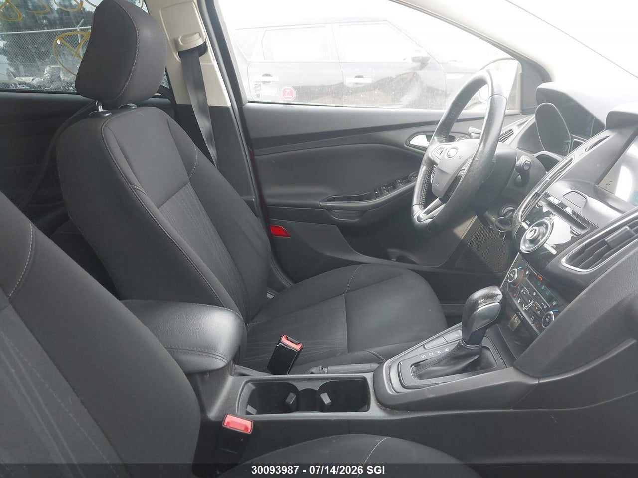 2017 FORD FOCUS SEL thumbnail 6