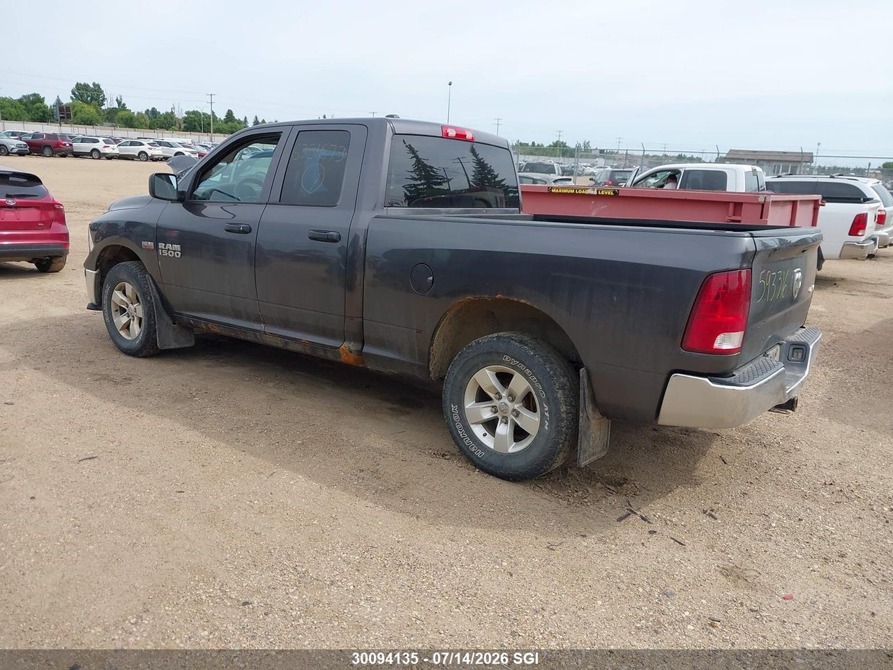 2015 RAM 1500 ST thumbnail 4