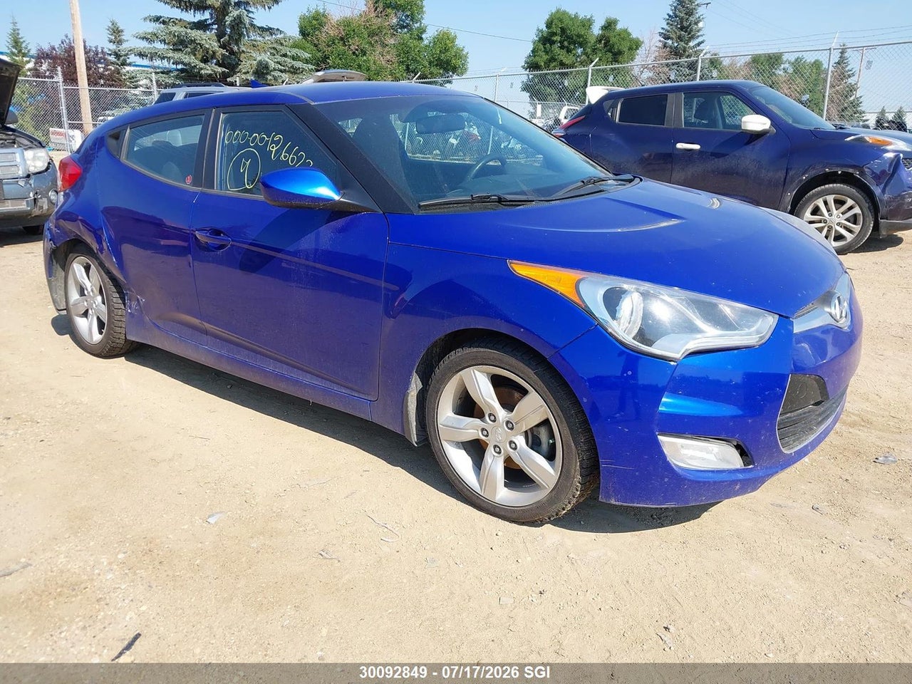 2013 HYUNDAI VELOSTER thumbnail 2
