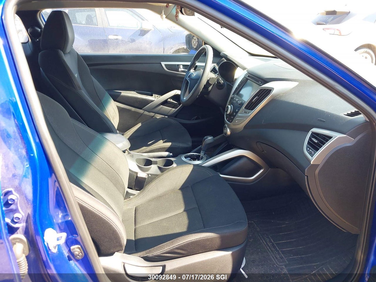 2013 HYUNDAI VELOSTER thumbnail 6