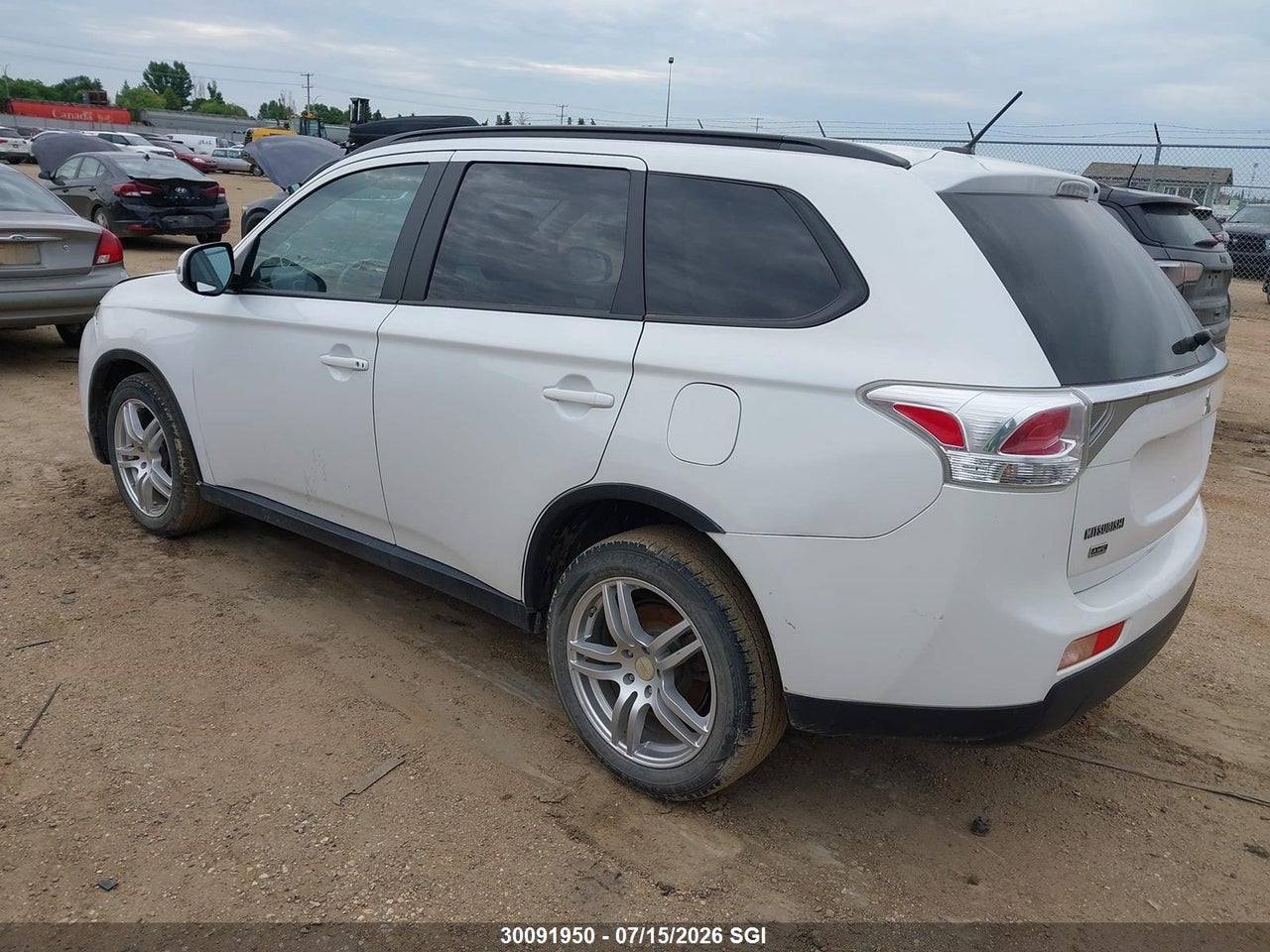 2015 MITSUBISHI OUTLANDER SE thumbnail 4