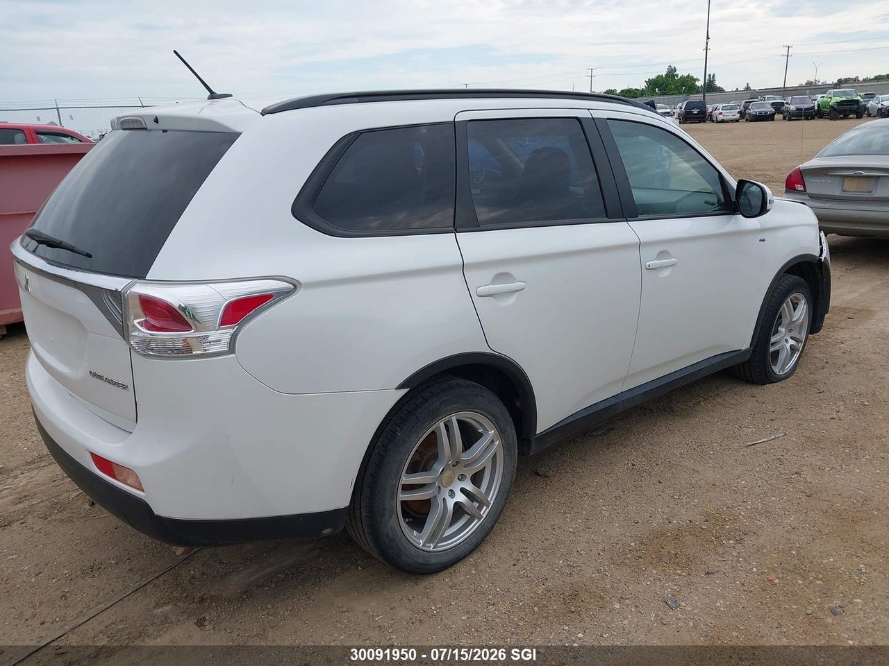 2015 MITSUBISHI OUTLANDER SE thumbnail 5
